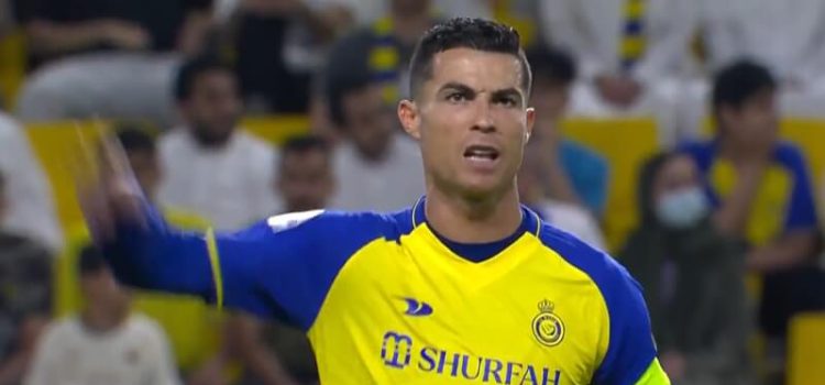 Cristiano Ronaldo irritado no Al Nassr-Abha