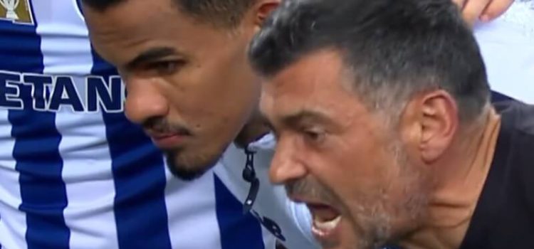 Sérgio Conceição irritado na roda após o FC Porto-Santa Clara