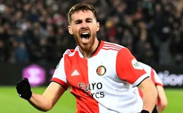 Orkun Kokçu, médio do Feyenoord que está na mira do Benfica.