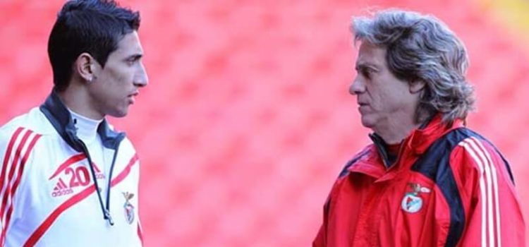 Jorge Jesus e Ángel Di Maria nos tempos do Benfica.