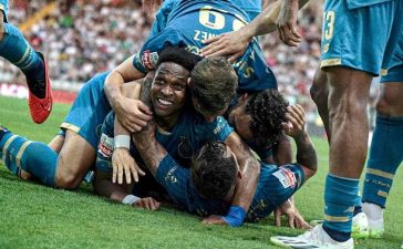 Wendell festeja golo da vitória do FC Porto diante do Moreirense