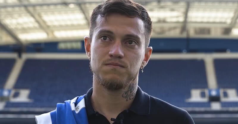 Otávio despede-se em lágrimas do FC Porto.