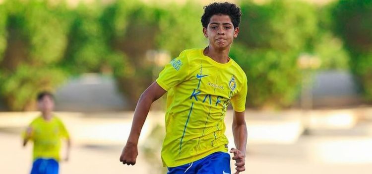 Cristianinho, na estreia pela equipa de sub-13 do Al Nassr.
