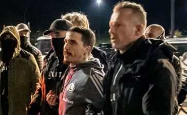Josué detido após jogo da Liga Europa.