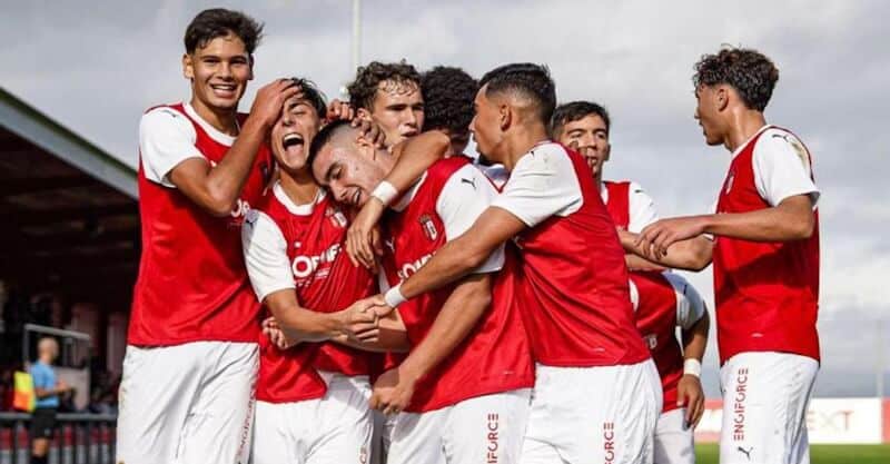 Jogadores do SC Braga celebram golo da vitória sobre o Union Berlim na Youth League.