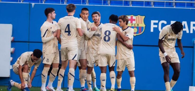 Jogadores do FC Porto na vitória sobre o Barcelona na Youth League