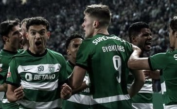 Jogadores do Sporting festejam triunfo no clássico com o FC Porto.