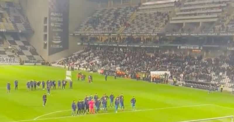 Equipa do FC Porto criticada pelos adeptos após empate diante do Boavista.