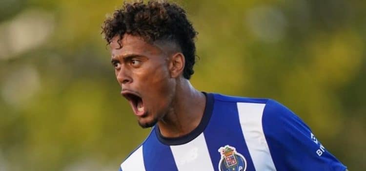 Gonçalo Borges, jovem extremo do FC Porto.