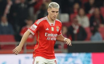 Benjamín Rollheiser, avançado argentino do Benfica.