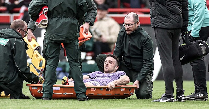 Momento da lesão de Diogo Jota no Liverpool-Brentford.