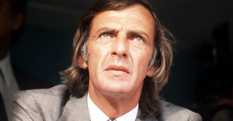 César Luis Menotti, falecido treinador argentino.