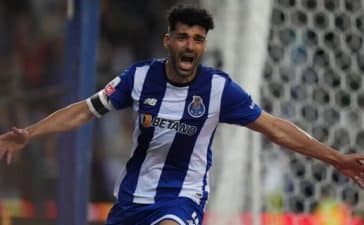 Mehdi Taremi celebra golo da vitória do FC Porto sobre o Boavista nos descontos.