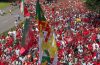 Adeptos portugueses em apoio a Portugal no jogo contra a Turquia referente ao Euro 2024.