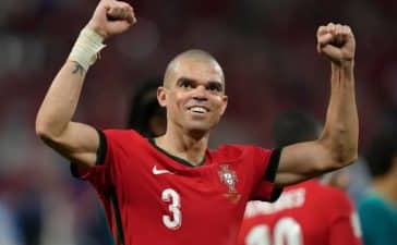 Pepe no Turquia-Portugal no Euro 2024.