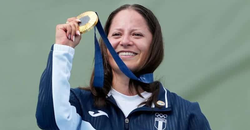 Adriana Ruano Oliva, vencedora da primeira medalha de ouro da história da Guatemala nos Jogos Olímpicos.