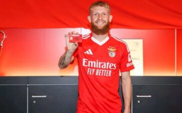 Jan-Niklas Beste apresentado como reforço do Benfica.