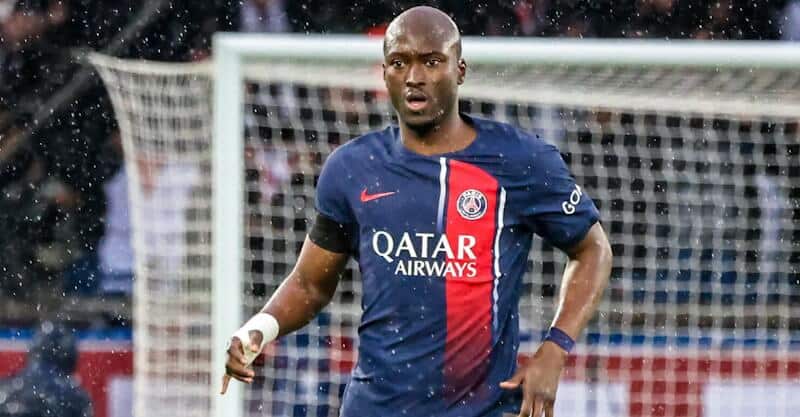 Danilo Pereira, jogador do PSG que pode regressar ao FC Porto.