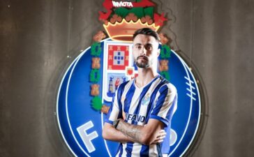 Fábio Vieira no regresso ao FC Porto.