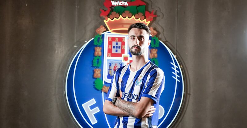 Fábio Vieira no regresso ao FC Porto.