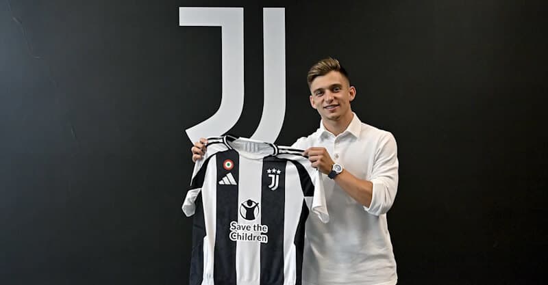 Francisco Conceição apresentado como reforço da Juventus.