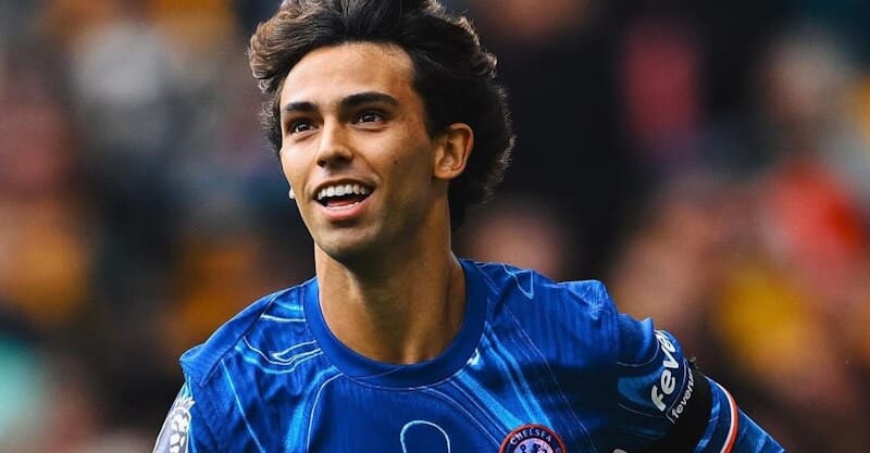 João Félix estreia-se a marcar no regresso ao Chelsea.