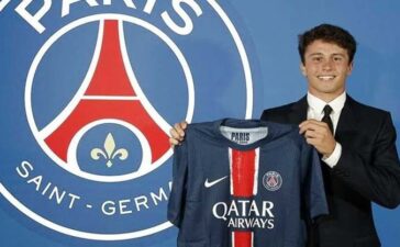 João Neves apresentado como reforço do PSG.