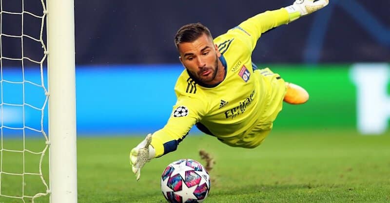 Anthony Lopes, guarda-redes do Lyon.