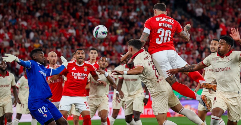 Golo de Otamendi no Benfica-Gil Vicente.