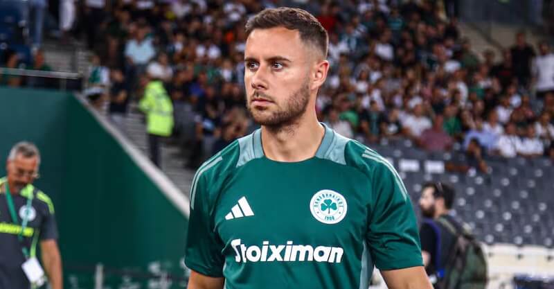 George Baldock, jogador do Panathinaikos.